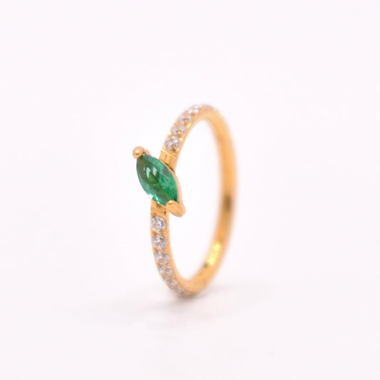 Piercing VIRIDIA